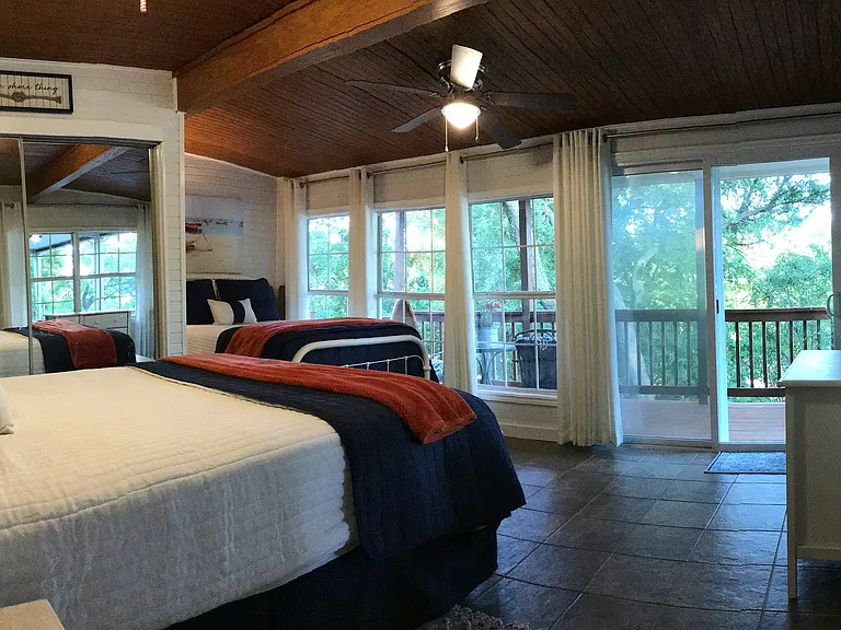 405 S Lakewood Cir — Photo 8