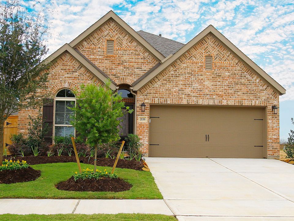 1st image of 228 Split Rail Dr