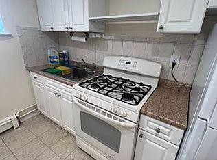 20-22 29th St #1W, Astoria, NY 11105