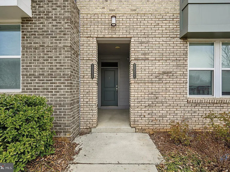 13334 Arrowbrook Centre Dr #112 — Photo 14