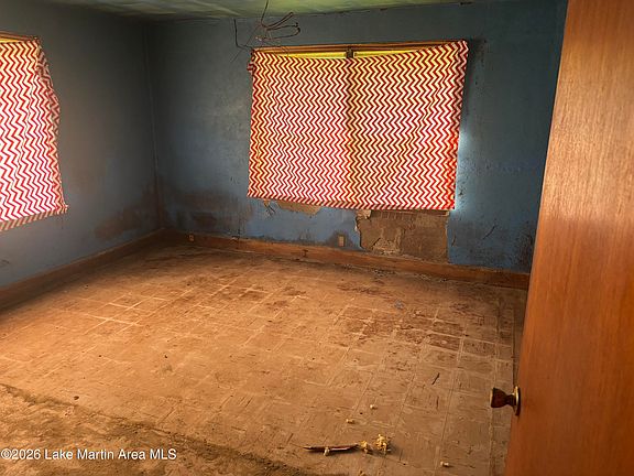 5th image of 89 Stewart St
