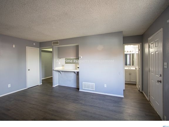 4th image of 5255 N 42nd Dr