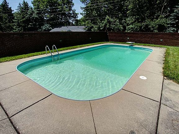 2nd image of 2646 Edwin Dr