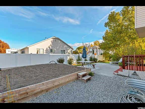 4th image of 92 Dory Ln