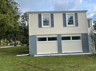 102 S Brighton Pl, Arlington Heights, IL 60004