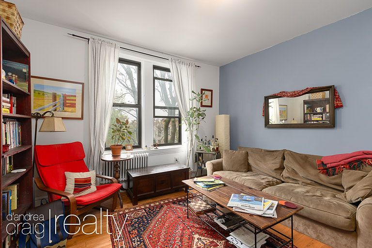 1st image of 440 Saint Johns Pl APT 4A
