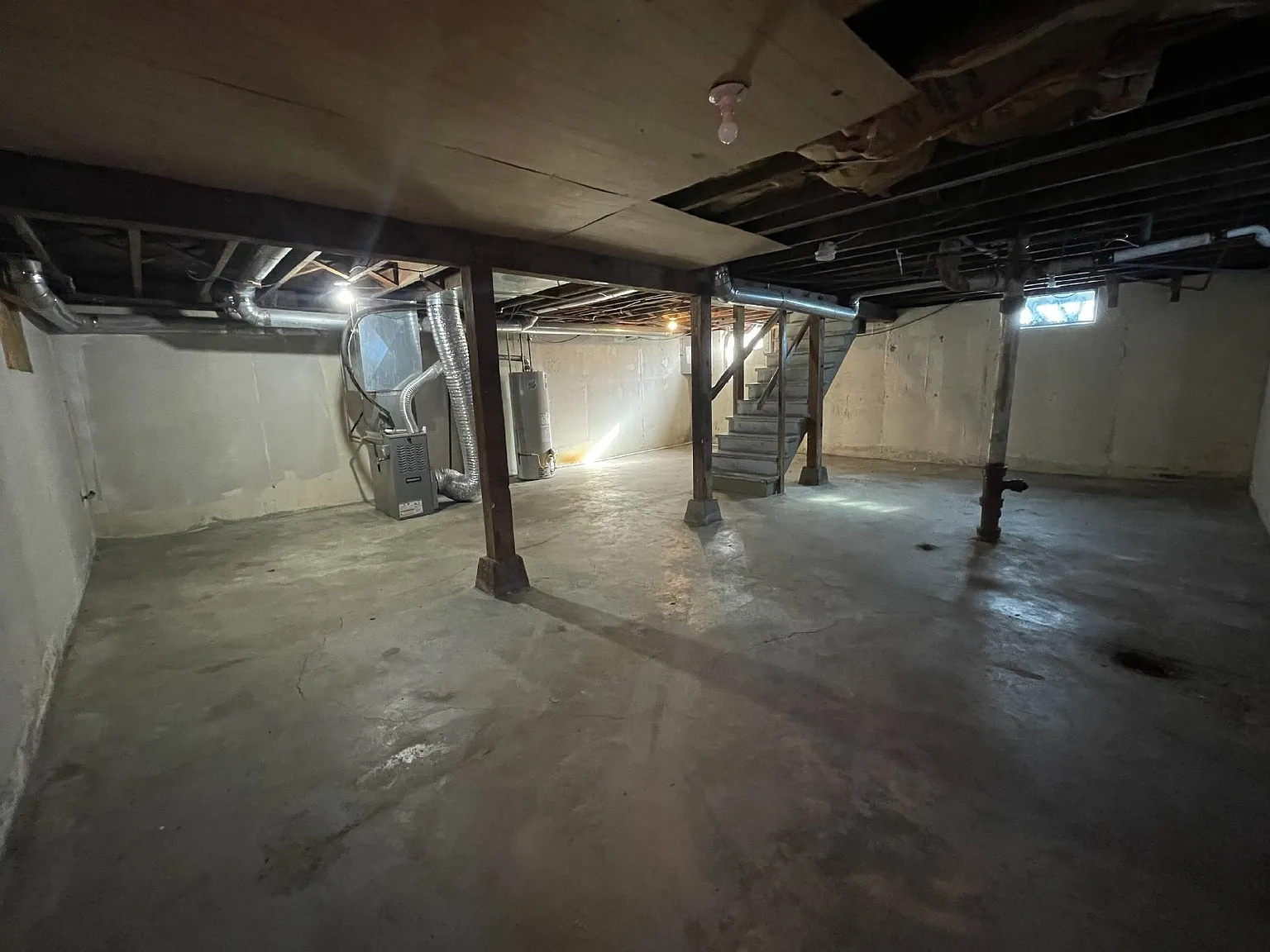 2 bed, 1.0 bath, 727 sqft, $850 — Photo 3