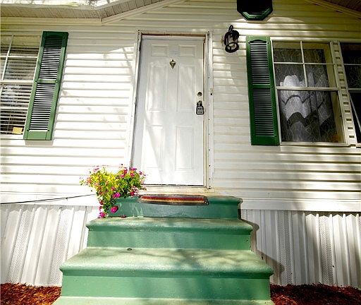 3rd image of 647 County Road 129