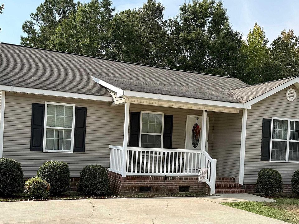 1st image of 2051 E Park Dr