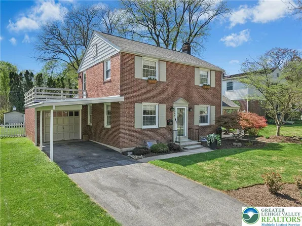 2444 W Tremont St, Allentown, PA 18104