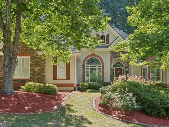 1611 Flowering Dogwood Dr, Powder Springs, GA 30127
