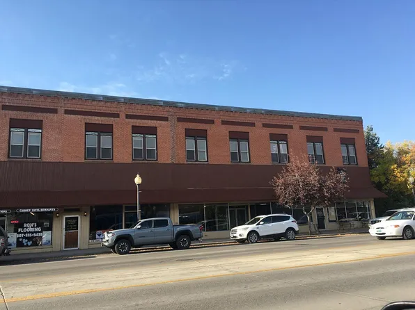 345 Main St APT 8, Lander, WY 82520