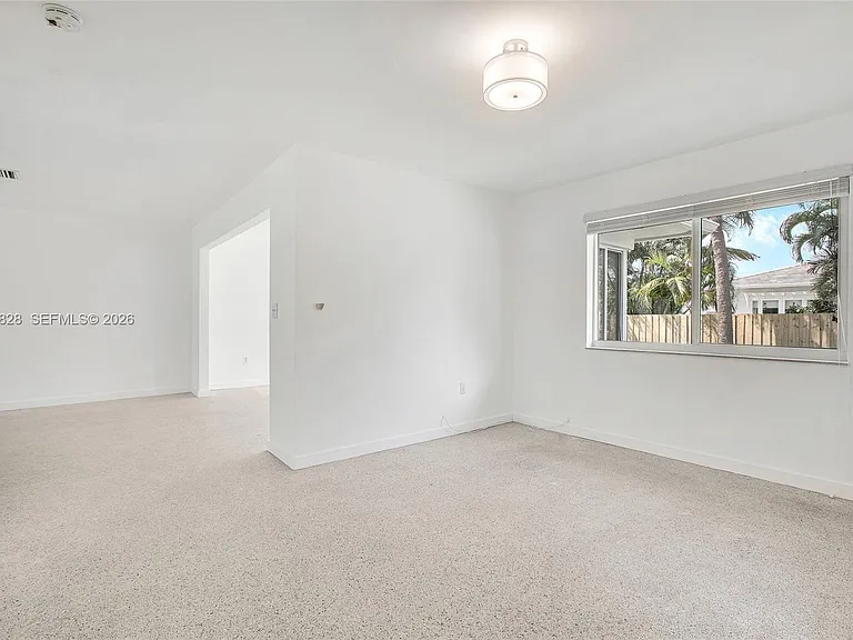 9372 Abbott Ave — Photo 5