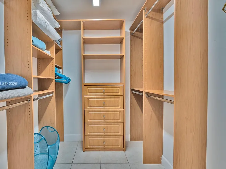 6917 Collins Ave #8815 — Photo 7