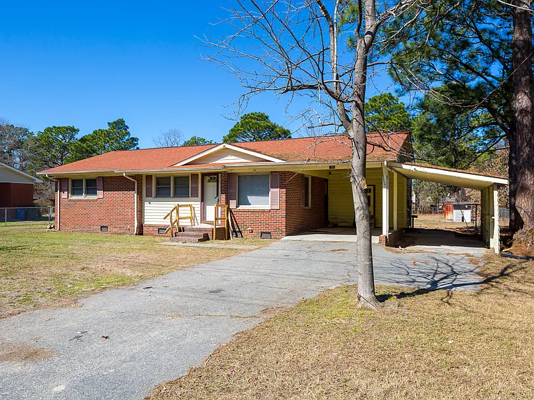 1008 Kaywood Dr — Photo 2