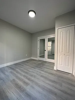 Rented by Peter R. Hungerford, LREB | media 38