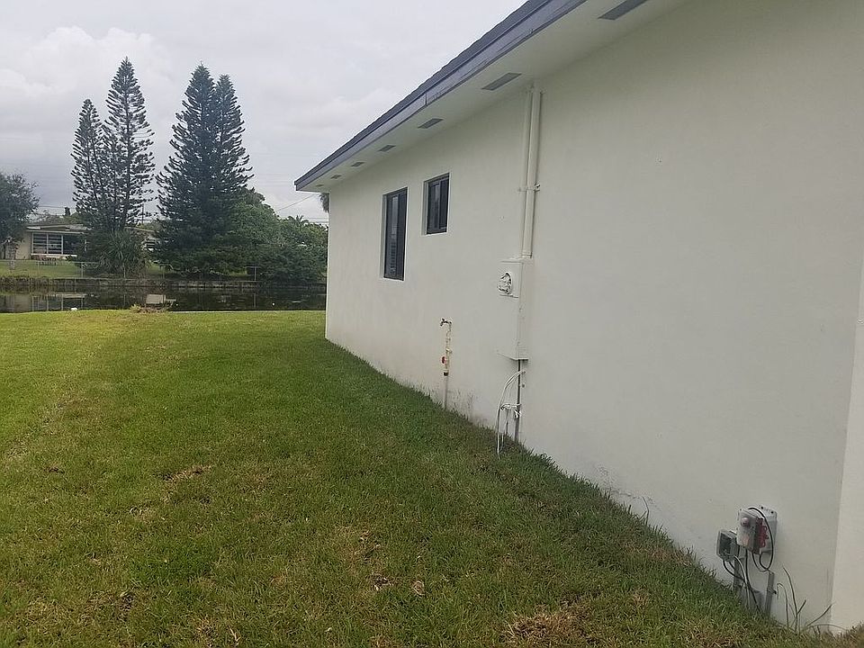 2nd image of 1177 NW 88th St