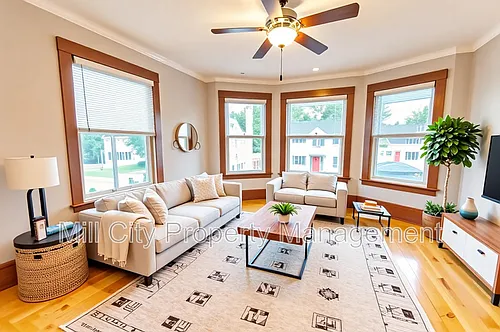 105 Ray St Photo 1