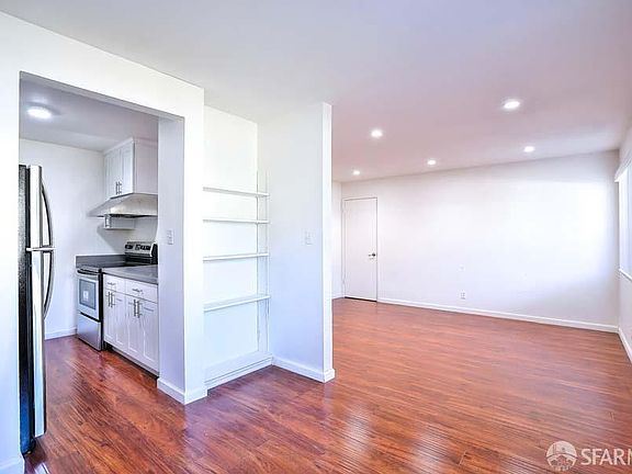 4th image of 46728 Crawford St APT 10