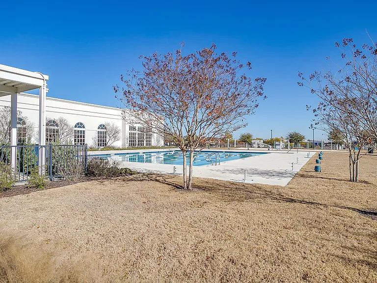 14328 Capridge Rd — Photo 33