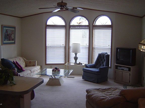 2nd image of 1936 E Bellerive Dr