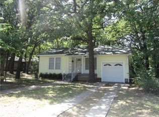 2408 Forest Ave, Fort Worth, TX 76112