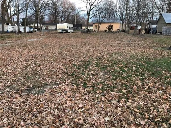 208 S Front St, Okawville, IL 62271