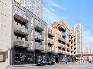 318 W Grand Ave UNIT 303, Chicago, IL 60654