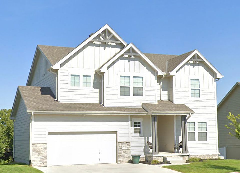 1st image of 21398 Blaine St