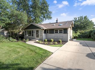 1505 W Euclid Ave, Arlington Heights, IL 60005
