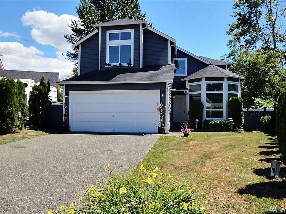 Gorgeous home in cul-de-sac on greenbelt