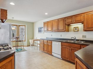 1641 Cohansey St, Saint Paul, MN 55117