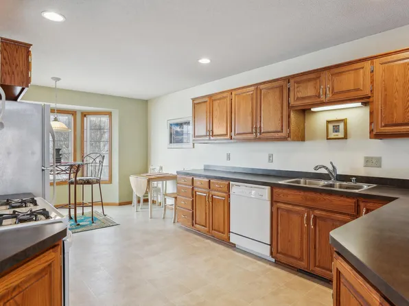 1641 Cohansey St, Saint Paul, MN 55117