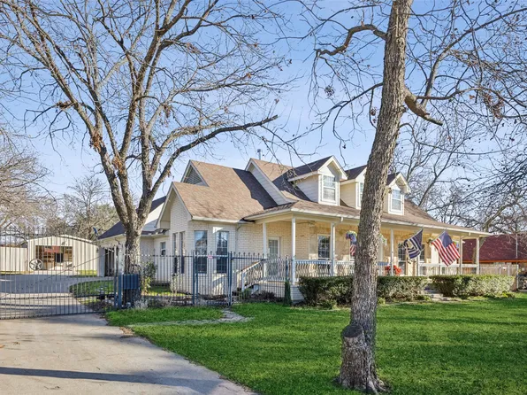 3200 Mohawk Trl, Lake Worth, TX 76135