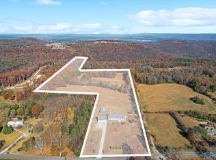 152 Hamner Dr, Laceys Spring, AL 35754