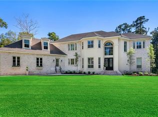 361 Black River Dr, Madisonville, LA 70447