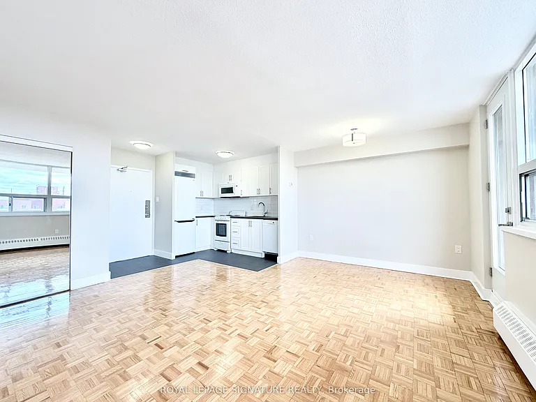 1500 Bathurst St #1103 — Photo 7