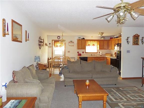 3rd image of 23314 Pheasant Ct