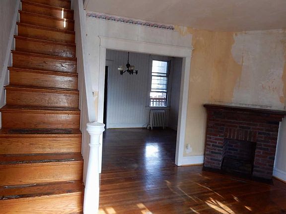 4th image of 6026 Tackawanna St