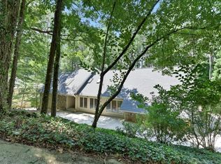 9375 Huntcliff Trce, Sandy Springs, GA 30350