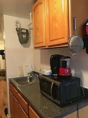 Rented by Elaine Tosti, LREB | media 16