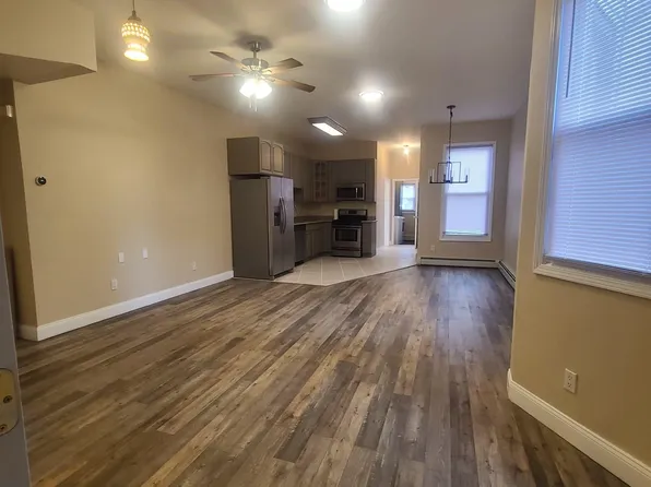 99 Booraem Avenue image 7 of 13