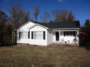109 Lemmonwood Ln, Grover, NC 28073