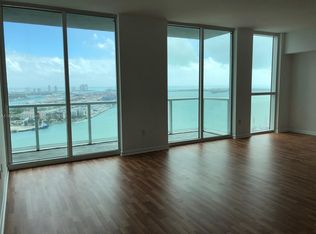 253 NE 2nd St APT 4207, Miami, FL 33132