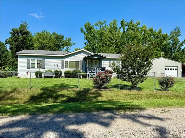 10056 Twin Oaks St, Plainview, AR 72857