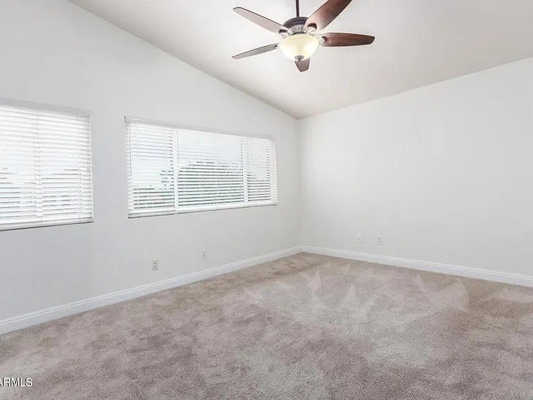 7217 W Crest Ln — Photo 17