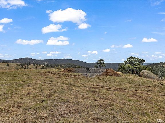 4th image of 26283 Thea Gulch Road