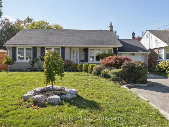 700 Grierson St, Oshawa, ON L1G 5J5