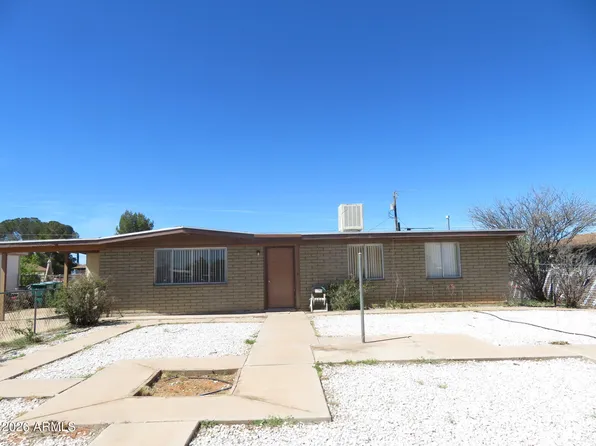 211 DRAGOON Street, Huachuca City, AZ 85616