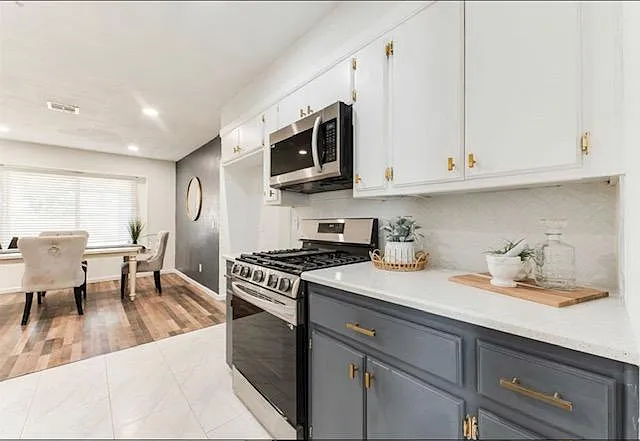 12213 Sylvester Dr — Photo 27